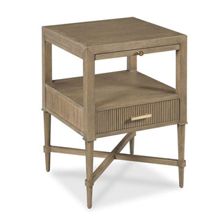 Thonrapple Bedside Table